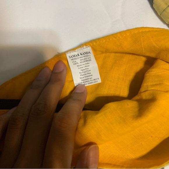 Multicolored Embroidered Medium size Crossbody bag. Zipper. Great Condition! - Picture 7 of 11